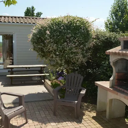Holiday home Du Cote De Chez Soann Thaire